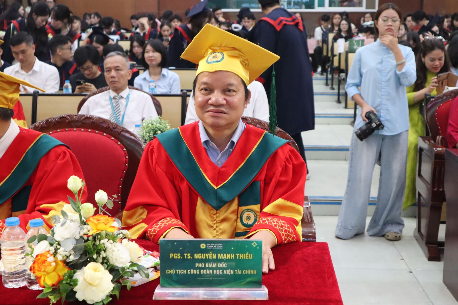 Ảnh 4: PGS.TS. Nguyễn Mạnh Thiều – Phó Giám đốc, Chủ tịch Công đoàn Học viện Tài chính